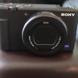 Sony ZV-1 Like New 