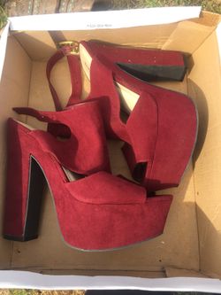 Heels size 9