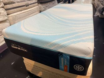 Matter and box spring Size Twin XL Luze Freeze Firm .