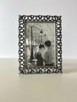 Malden 4 x 6 Metal Filigree Picture Frame