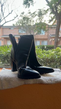 Deputy Chelsea Size 8.5 women