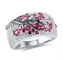 New in BOX PLUM BLOSSOMS FLOWERS HOOPS Size 6