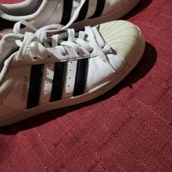 Adidas Superstar  women's