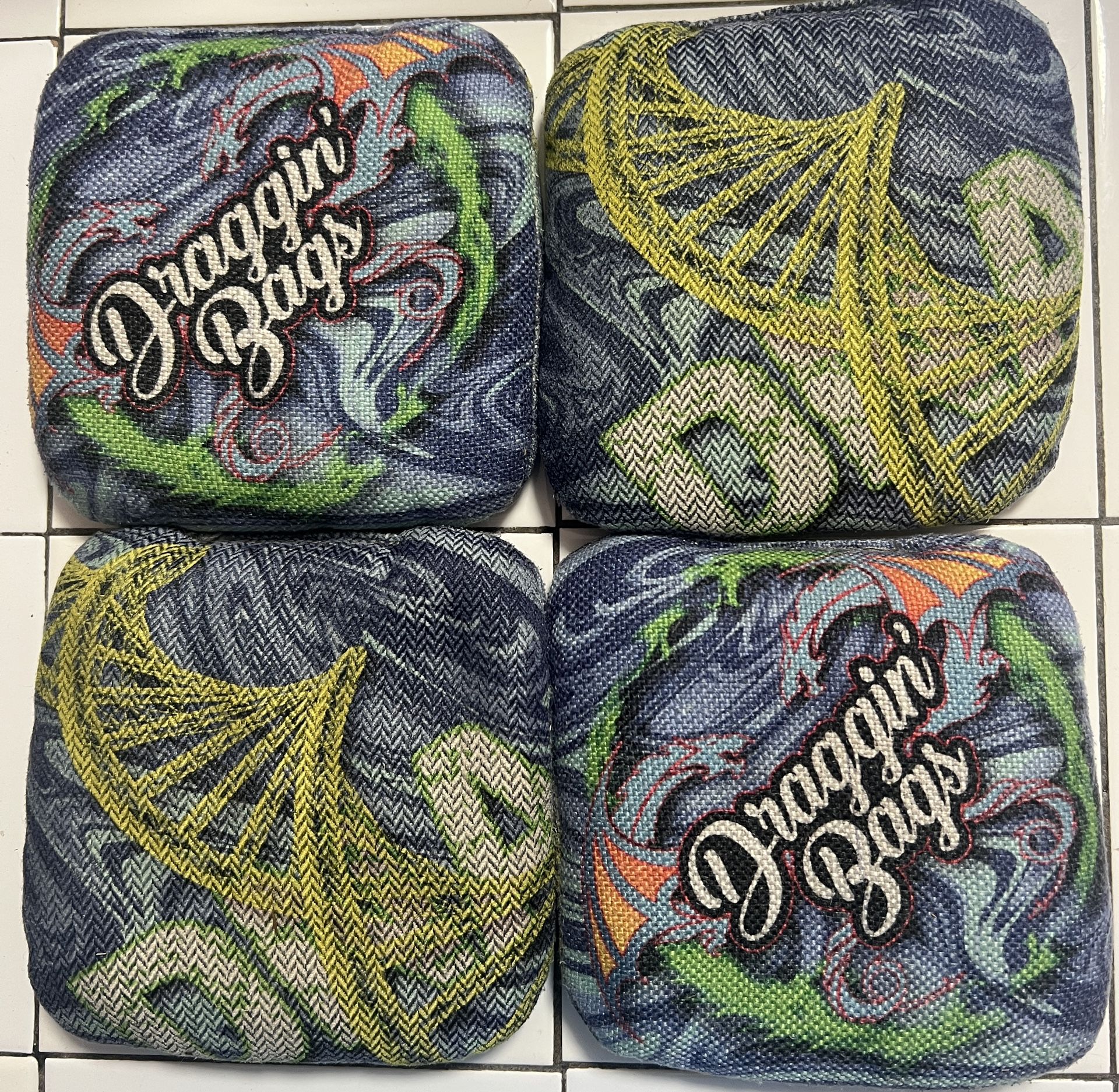 Draggin Bags (cornhole bags)