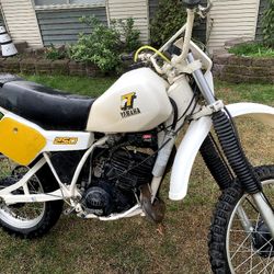 1981 YAMAHA IT250