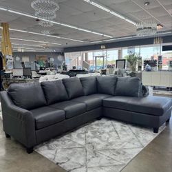Leather Sectionals 