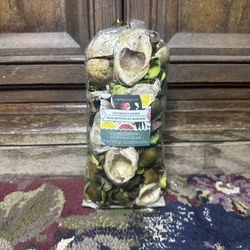 Luminessence Coconut & Citrus Scented Potpourri