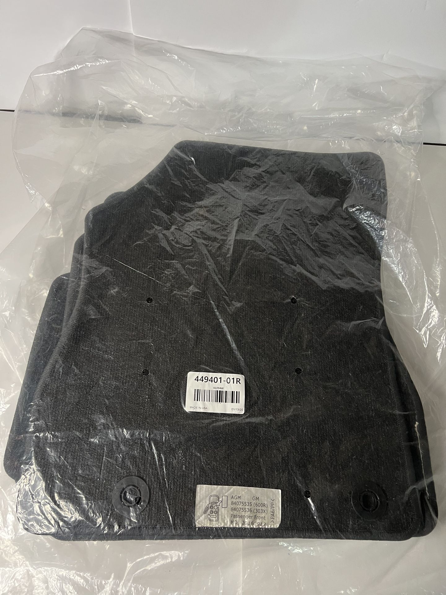 GM Chevrolet Cruze 2016-2019 Floor Mats Set Carpet Black [New] OEM (contact info removed)5