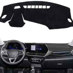 2024-2025 Chevy Trax Dash Cover 