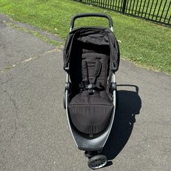  Britax B-Lively Stroller
