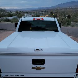 A.R.E. Fiberglass Tonneau Cover