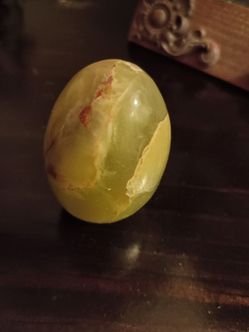 Vintage Green Stone Onyx Egg.