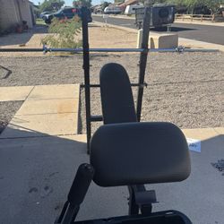 Weight Bench 