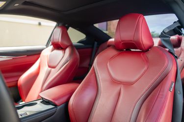 2017+ q60 front red seats