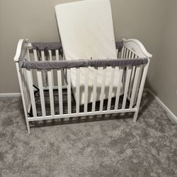 Baby Crib And Mattress 