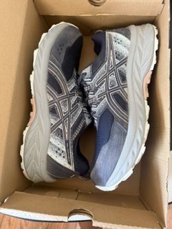 ASICS Women’s Size 10 