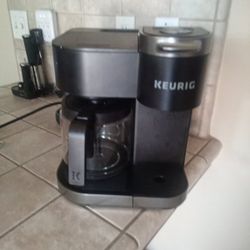 Coffee Maker Single Cup And Pot Option 