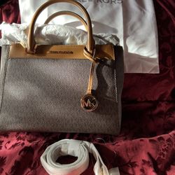 Brand New Authentic Michael Kors Bag 