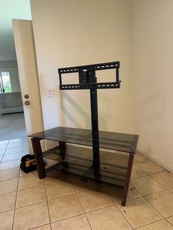 Tv Stand W/ Mount!