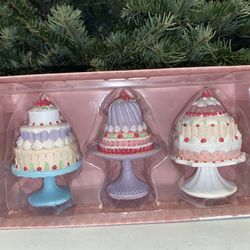 3 Pastel Sugar Frosted Cake Ornaments Pedestals Bakery Christmas DAMAGED