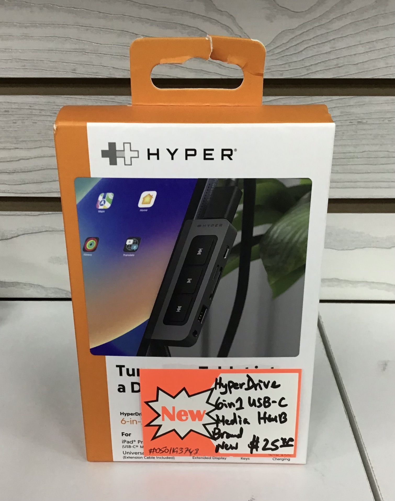 Hyperdrive 6-in-1 USB-C Media hub brand new 