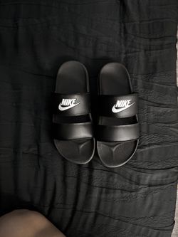 Nike Slides Size 7