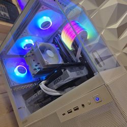 Gaming PC: RTX 5070 & 7600X3D