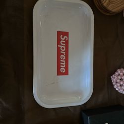 Supreme Tray