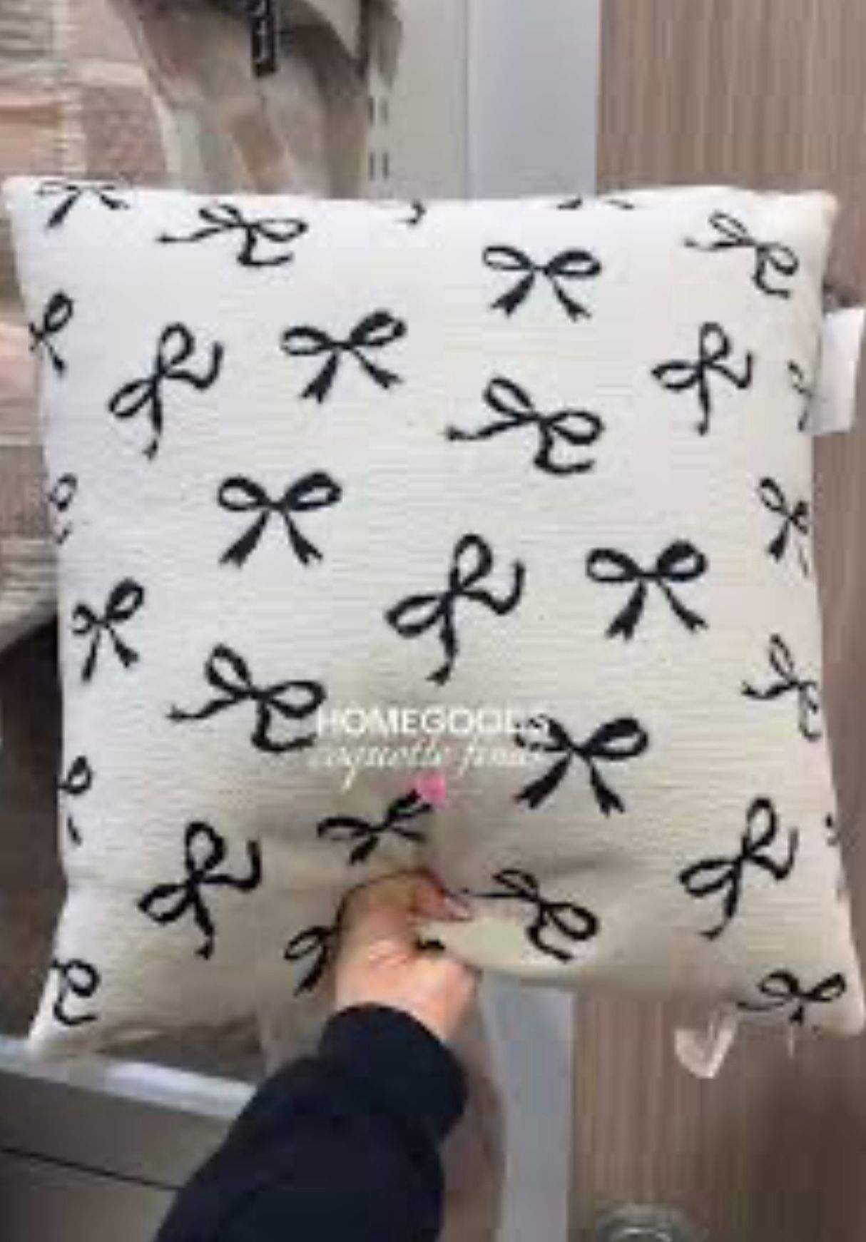 Pillows Decorative 🖤🤍
