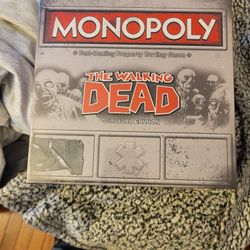 THE WALKING DEAD MONOPOLY SEALED 