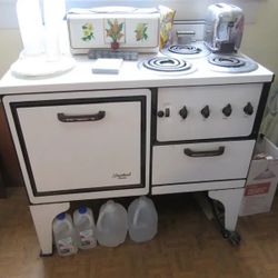 1937 Vintage Standard Stove