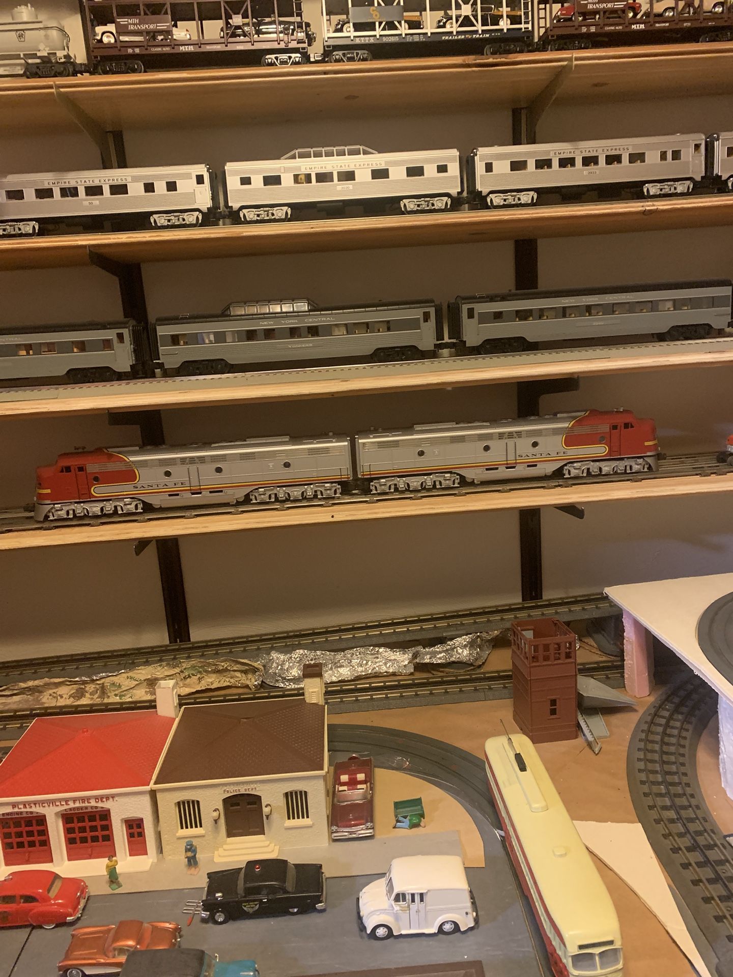 Model Trains Santa Fe Weaver