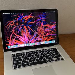 Apple MacBook Pro 15” I7/8GB/256GB SSD $175