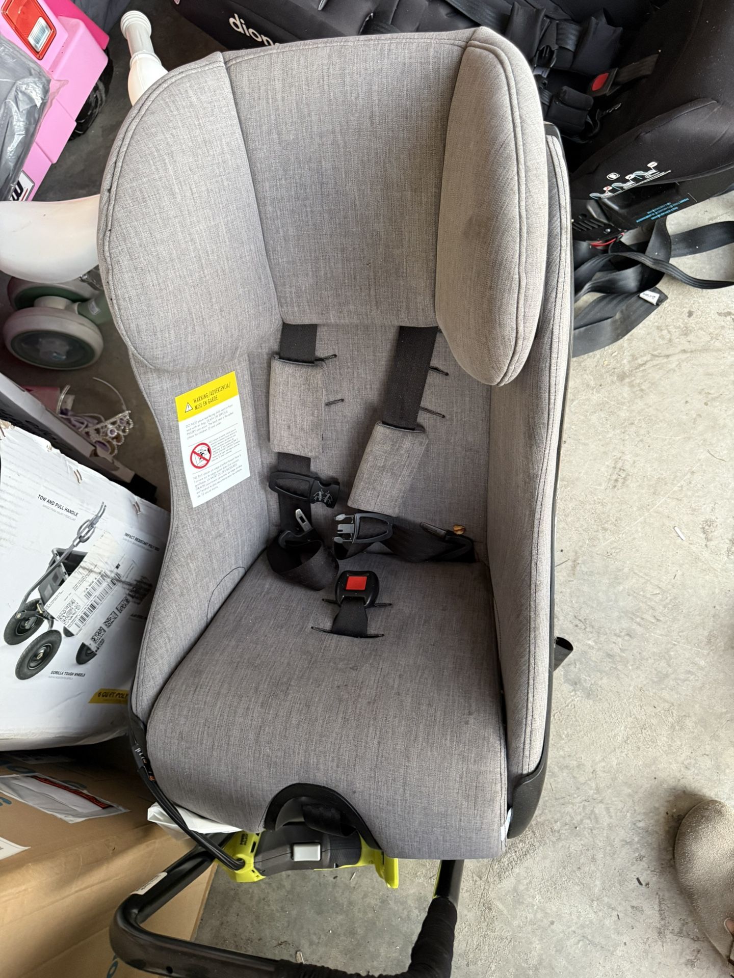 Clek Foonf Carseat