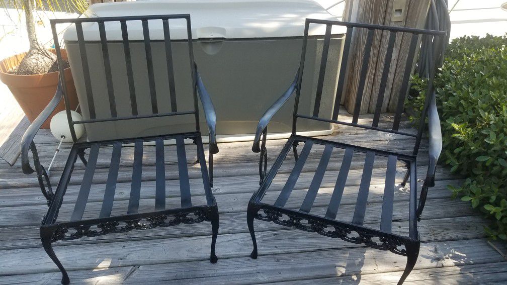 Vintage Wrought Iron Patio Furniture, Old Iron Patio Chairs