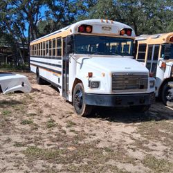 2005 International GT466 And 1999 Freightliner 5.9