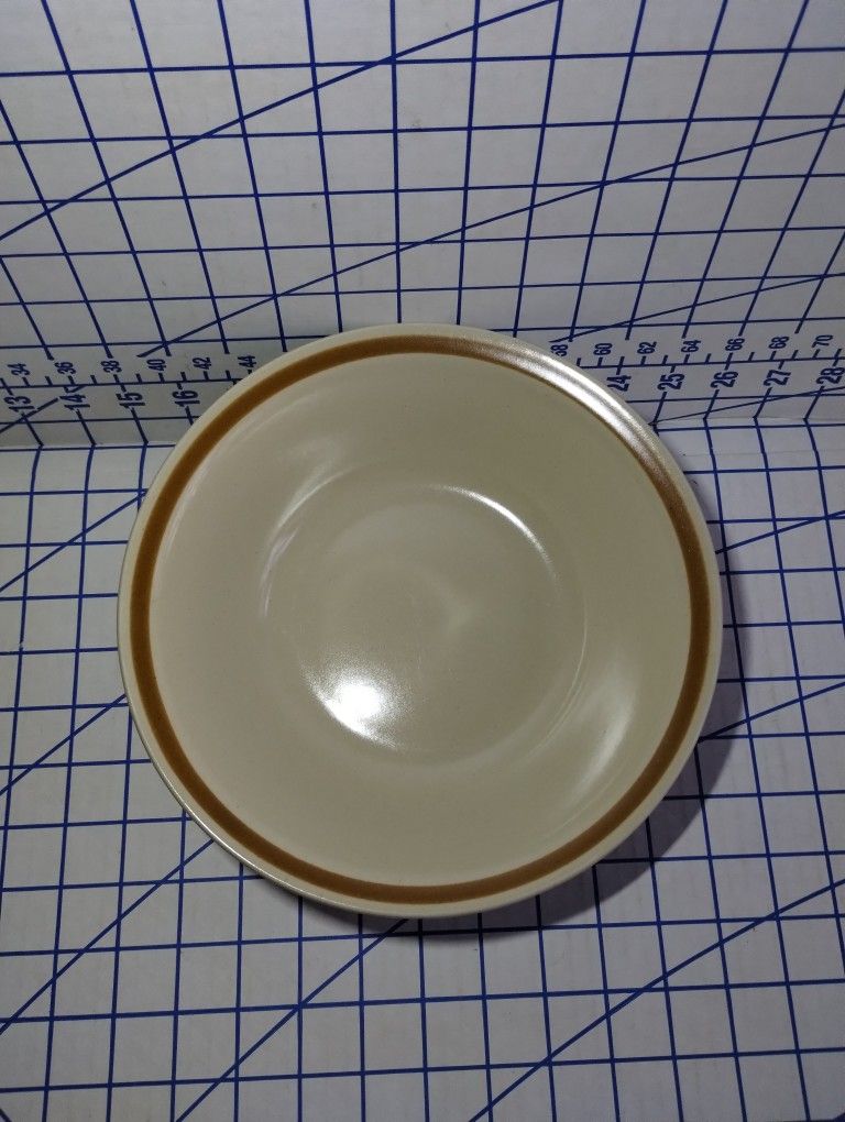 Ekco Eterna Serving Bowl 9 1/2” Japan Freezer Oven Microwave Dishwasher Safe
