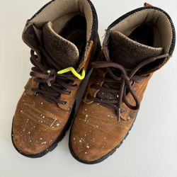 Patron work boots Size 7 Men !