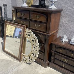 Queen Bedroom Set