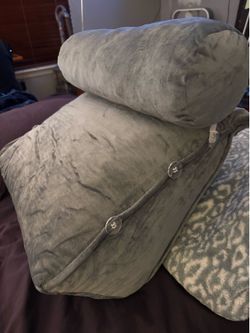2-piece wedge pillow