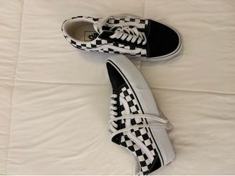 Women’s platform vans size 8.5