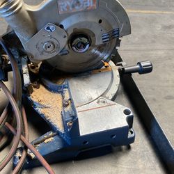 Mitter Saw
