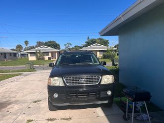 2004 Ford Explorer