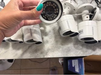 8 used samsung security cameras bundle security i