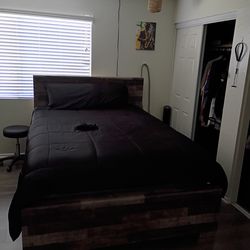 Mathis Bros queen size bed