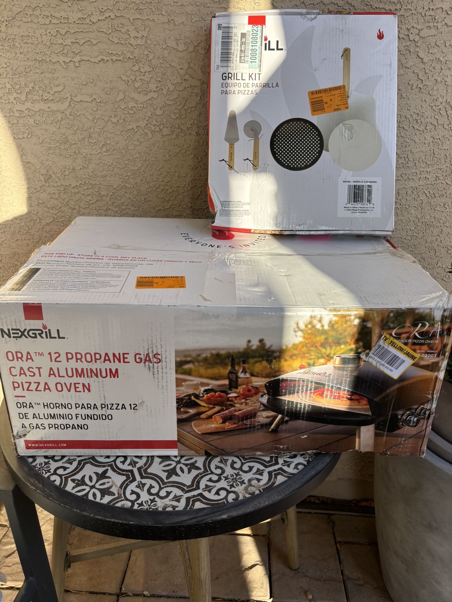 Ora Propane pizza Oven And accessories