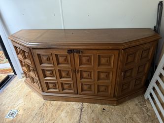 Credenza