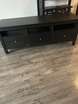 Table /tv Stand 