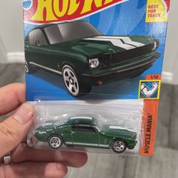 Hot Wheels 1/64