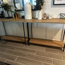 2 Wooden console tables